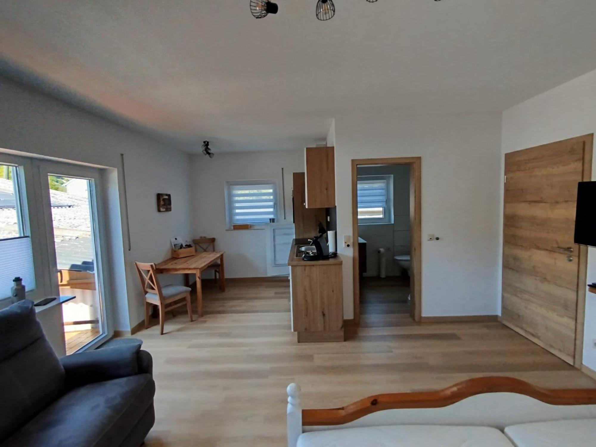 Moselferienweingut Schaefer Apartment Wintrich Exterior photo